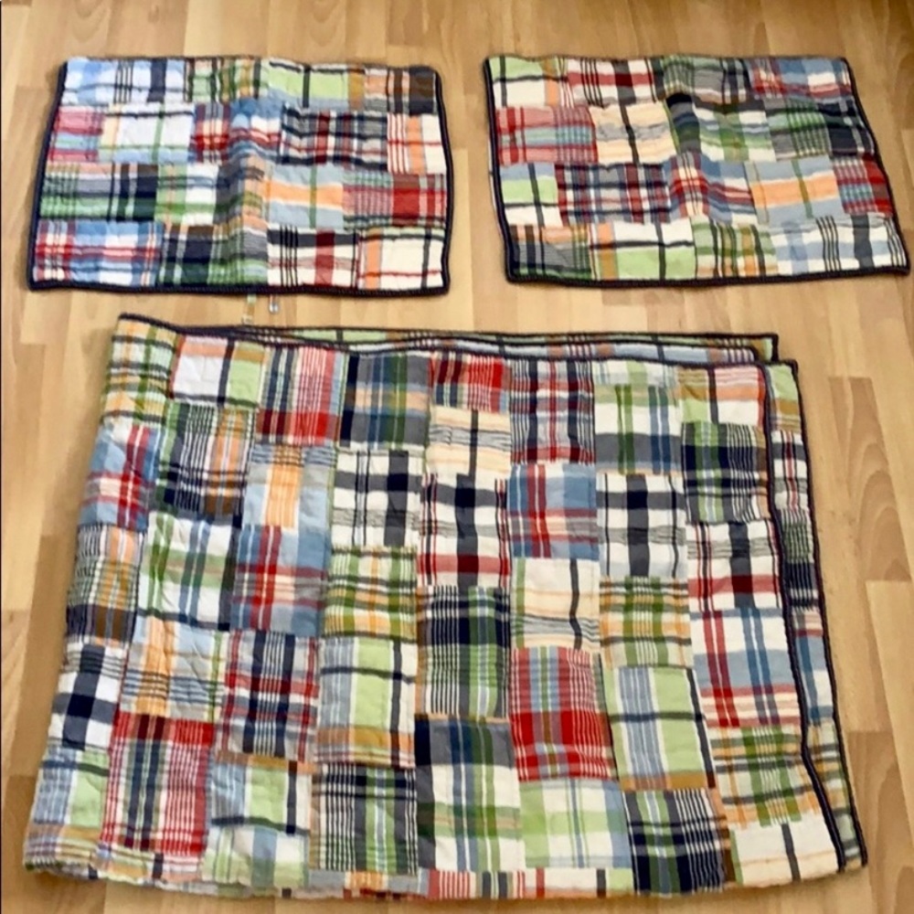 Pottery barn kids twin size madras plaid comforter and one standard pillow sham